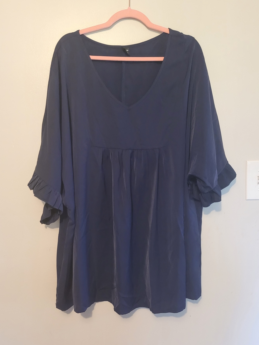 SHEIN Navy V-Neck Ruffle Sleeve Tunic Top